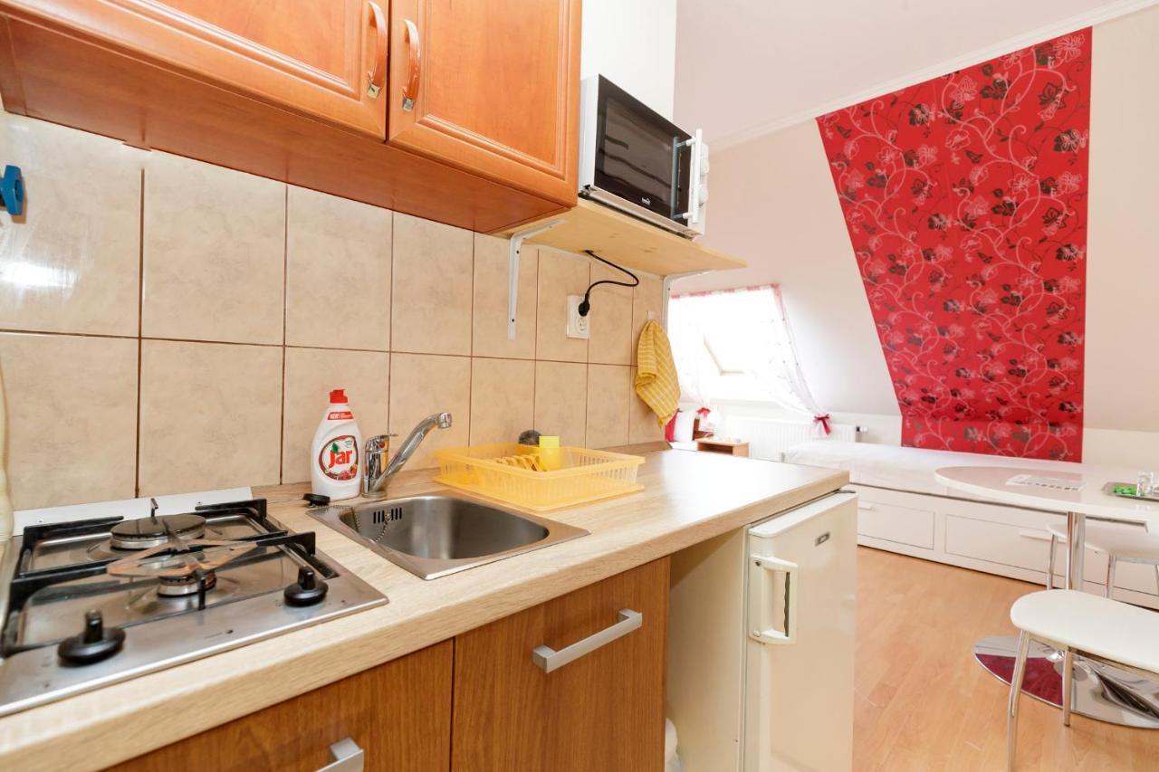 Almafa Apartmanhaz Eger Exterior photo