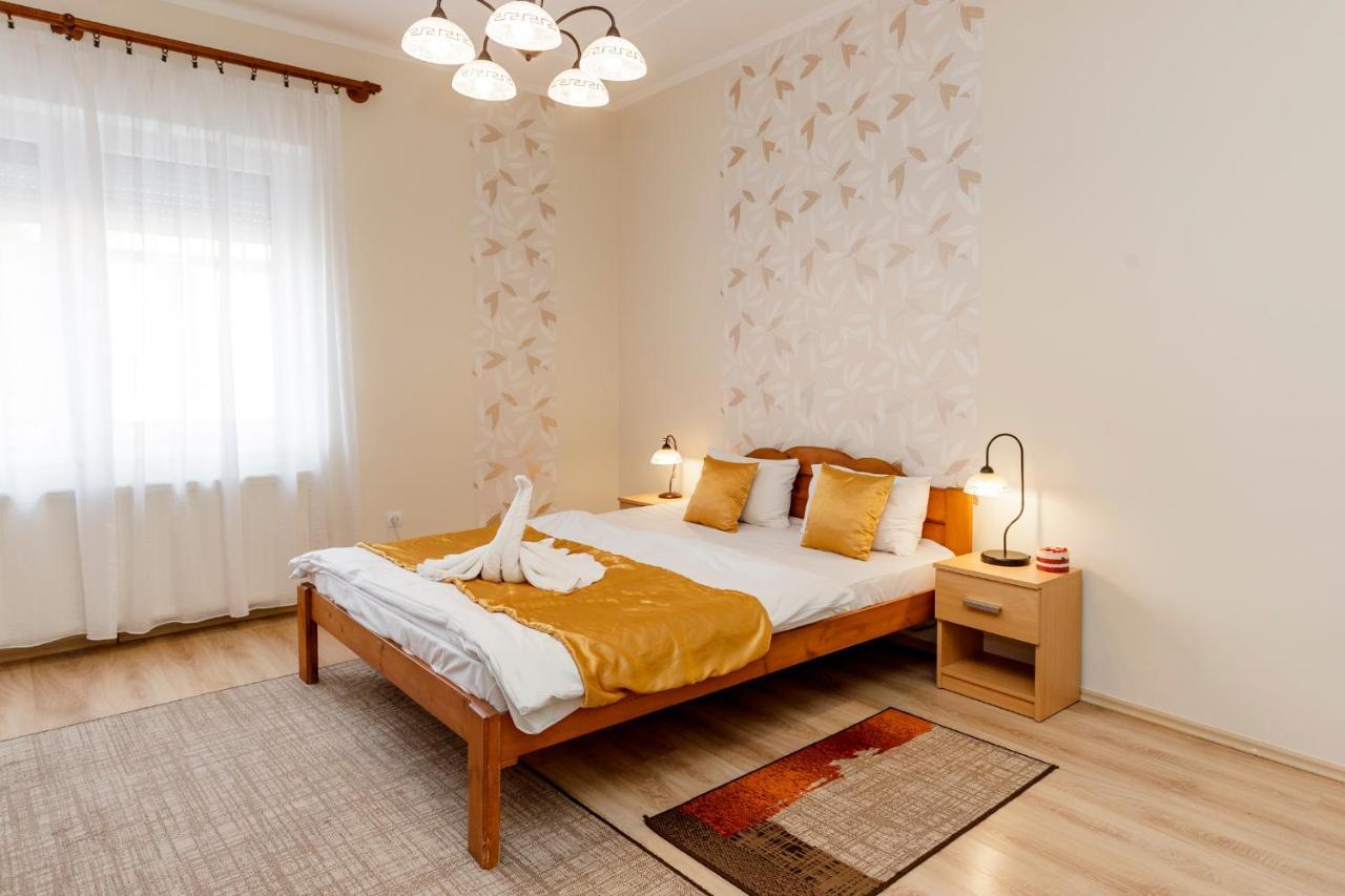 Almafa Apartmanhaz Eger Exterior photo